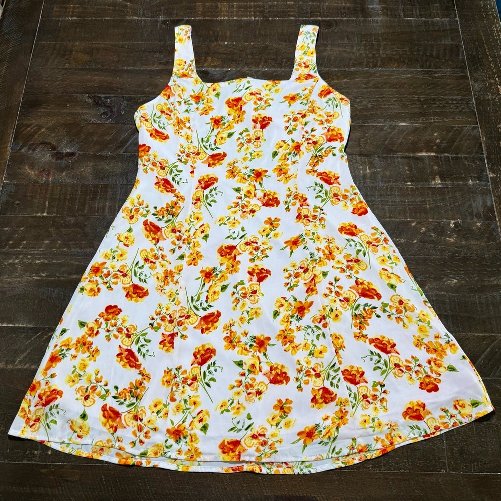Lulus White Yellow Orange Floral Sun Dress Sz M Spring Summer Easter Fest Party